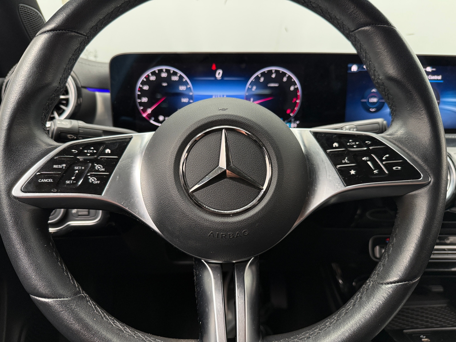 Thumbnail: 2025 Mercedes-Benz CLA - 4