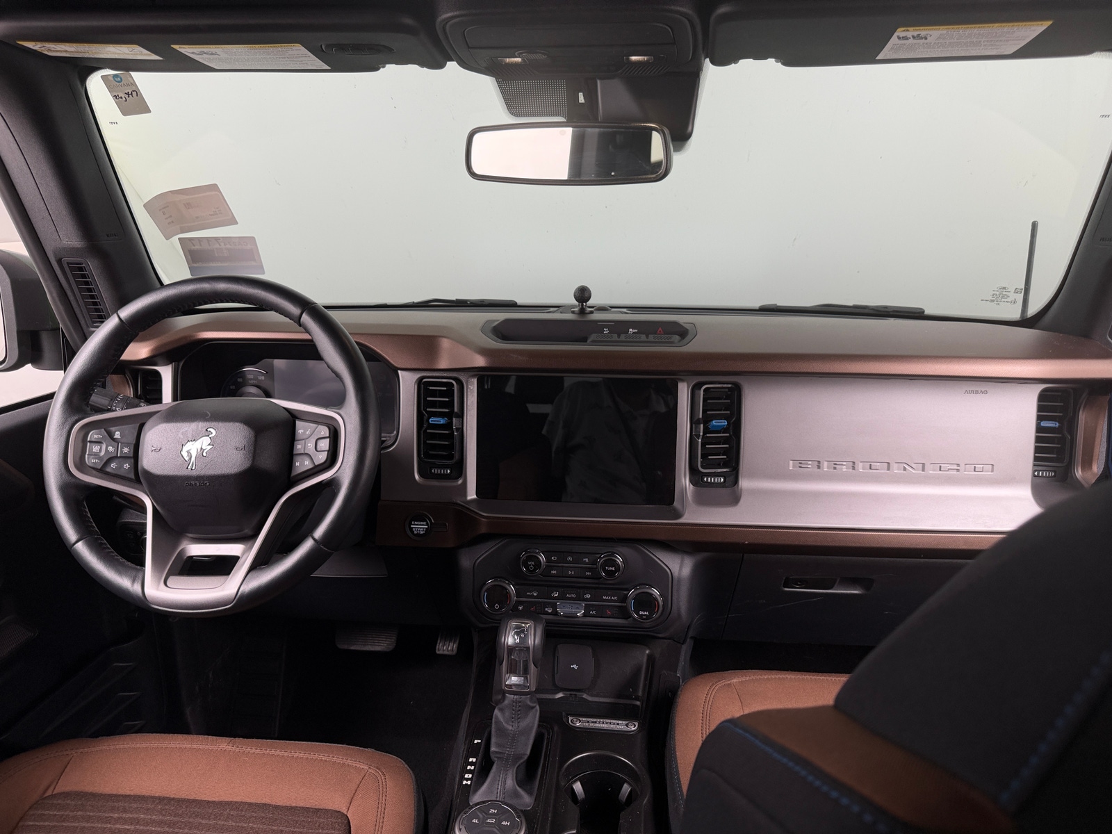Thumbnail: 2023 Ford Bronco - 3