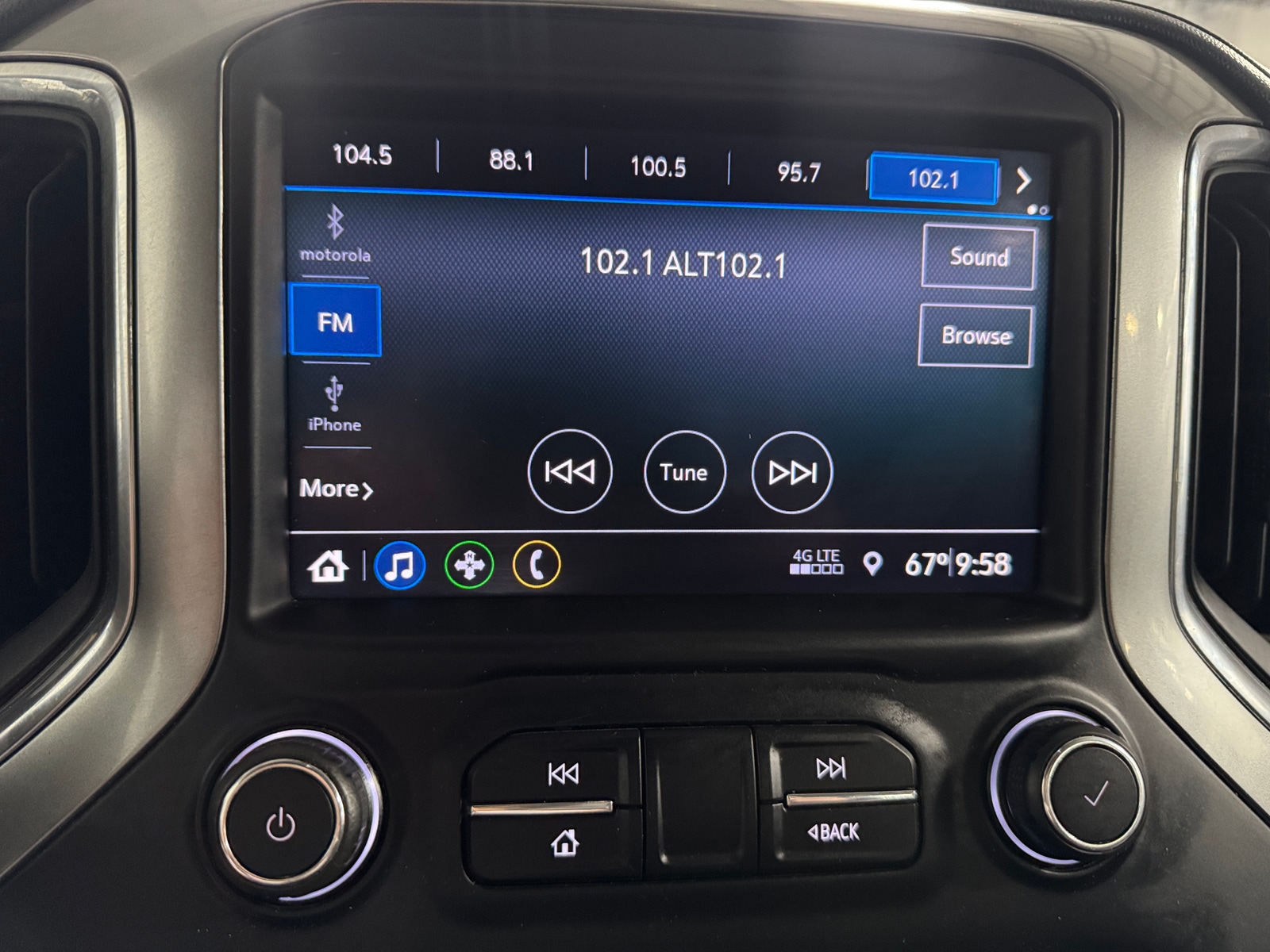 Thumbnail: 2019 Chevrolet Silverado 1500 - 4
