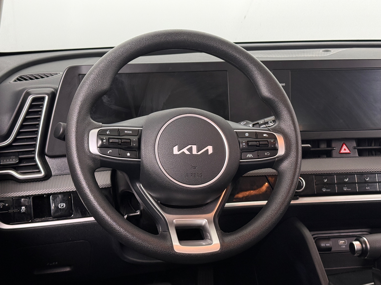 Thumbnail: 2025 Kia Sportage - 5