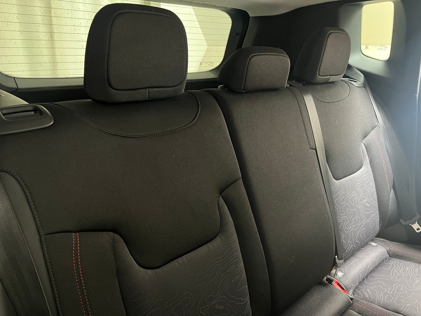Thumbnail: 2018 Jeep Renegade - 6