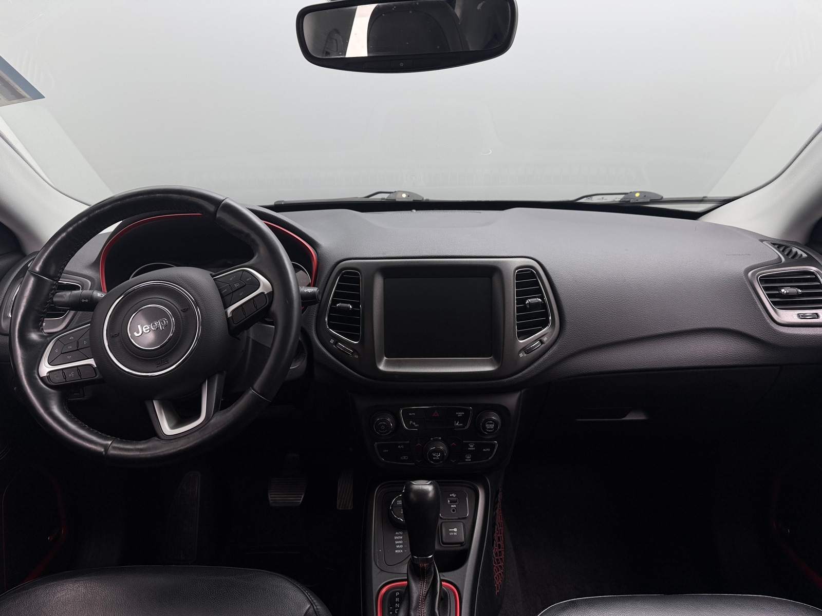 Thumbnail: 2018 Jeep Compass - 3