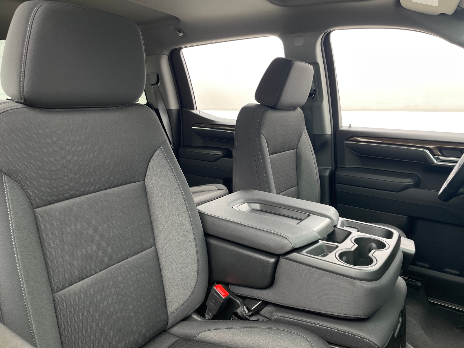 Thumbnail: 2025 Chevrolet Silverado 1500 - 2