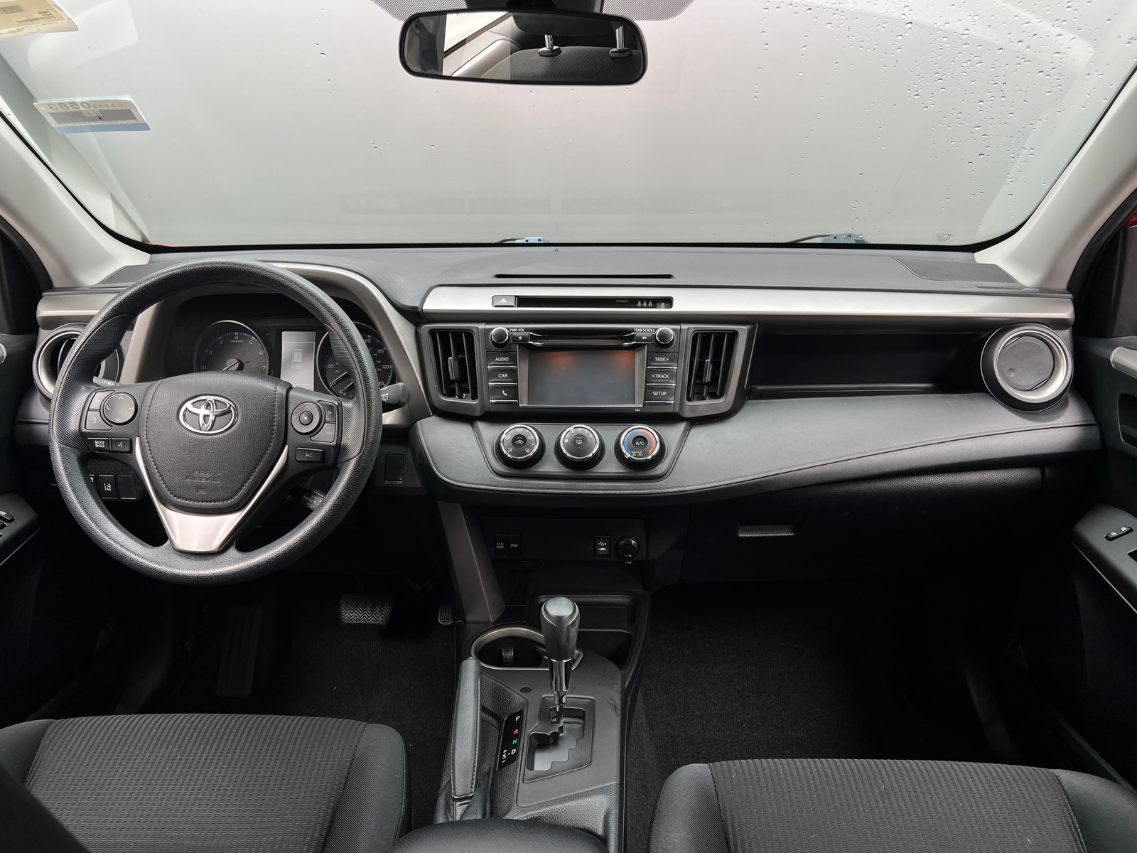Thumbnail: 2017 Toyota RAV4 - 3