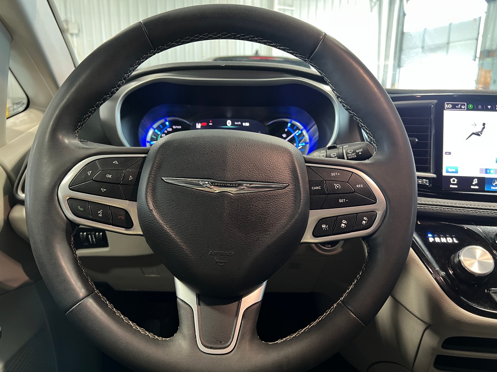 Thumbnail: 2024 Chrysler Pacifica - 4