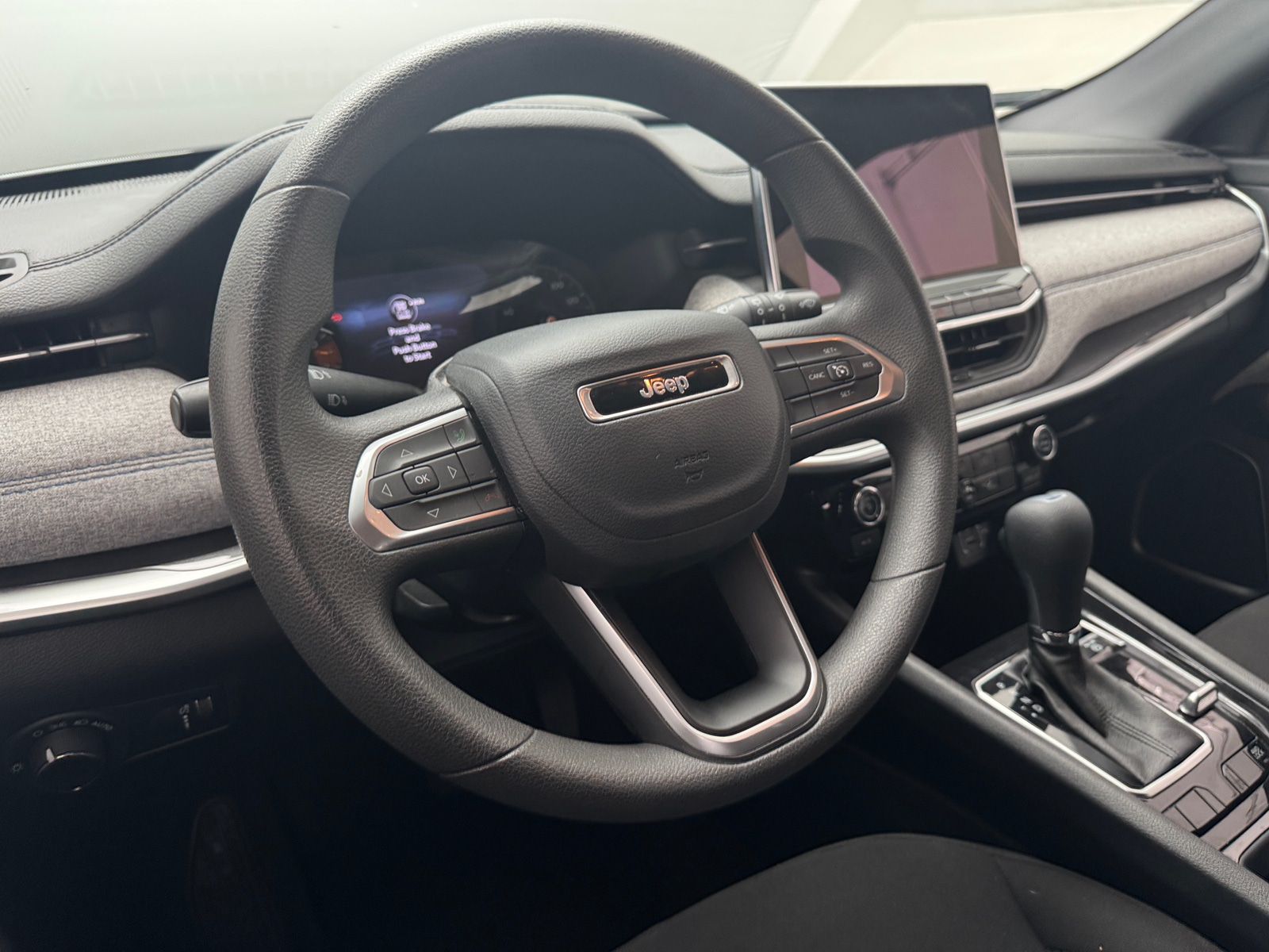 Thumbnail: 2023 Jeep Compass - 5