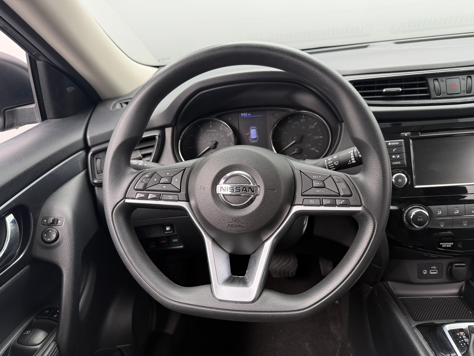Thumbnail: 2018 Nissan Rogue - 5