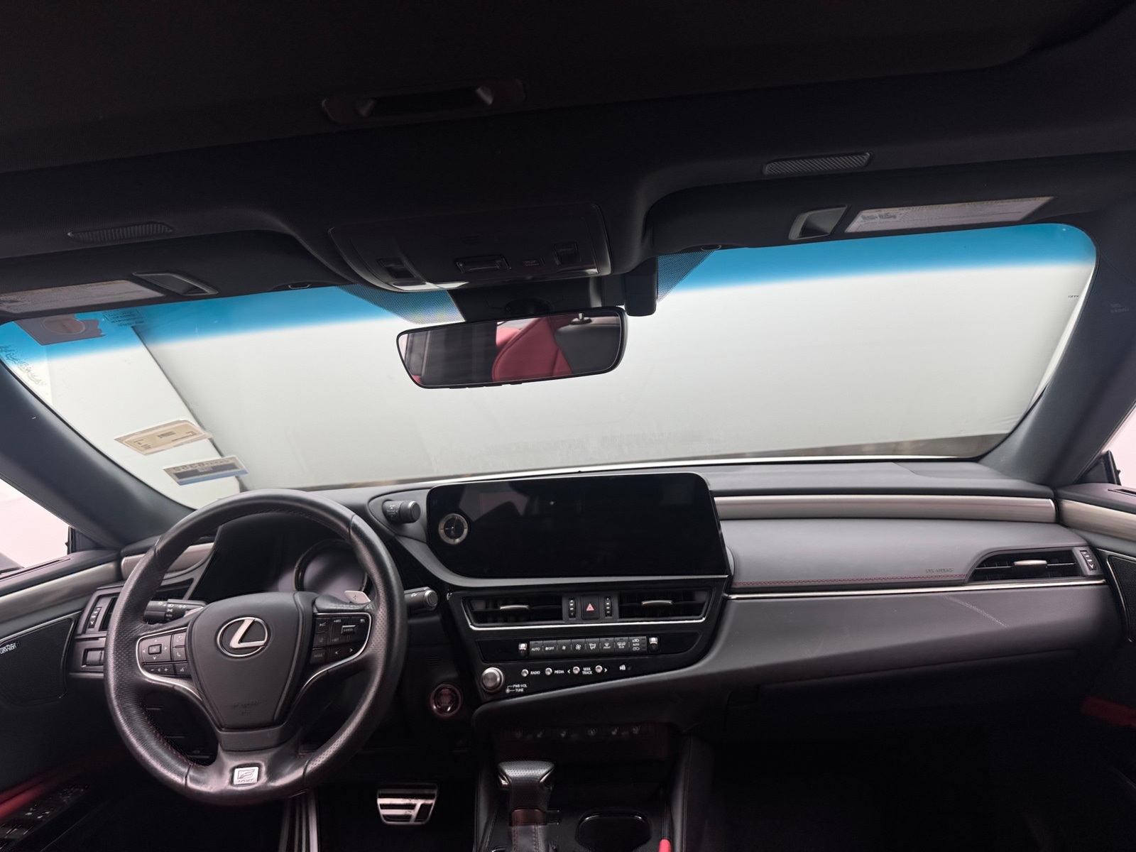 Thumbnail: 2024 Lexus ES - 3
