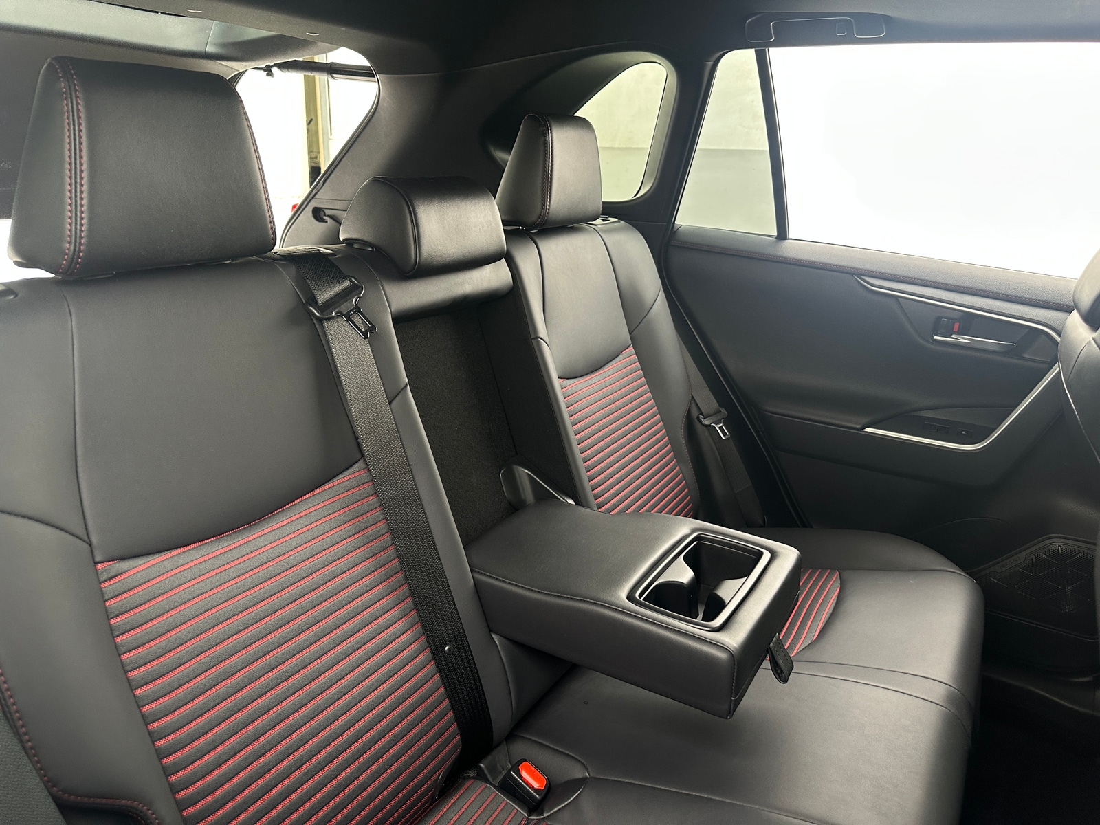 Thumbnail: 2022 Toyota RAV4 - 5