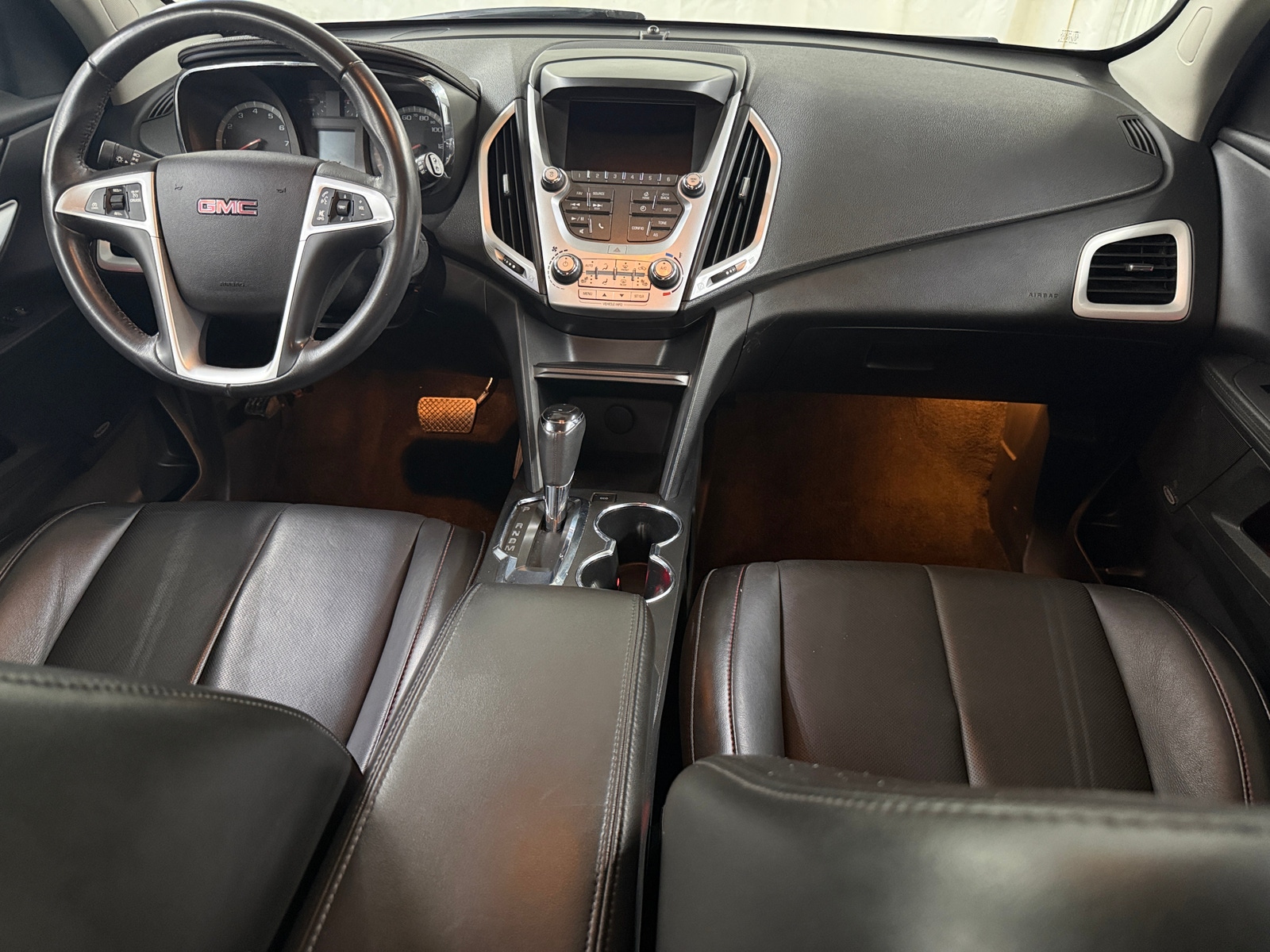 Thumbnail: 2017 GMC Terrain - 2