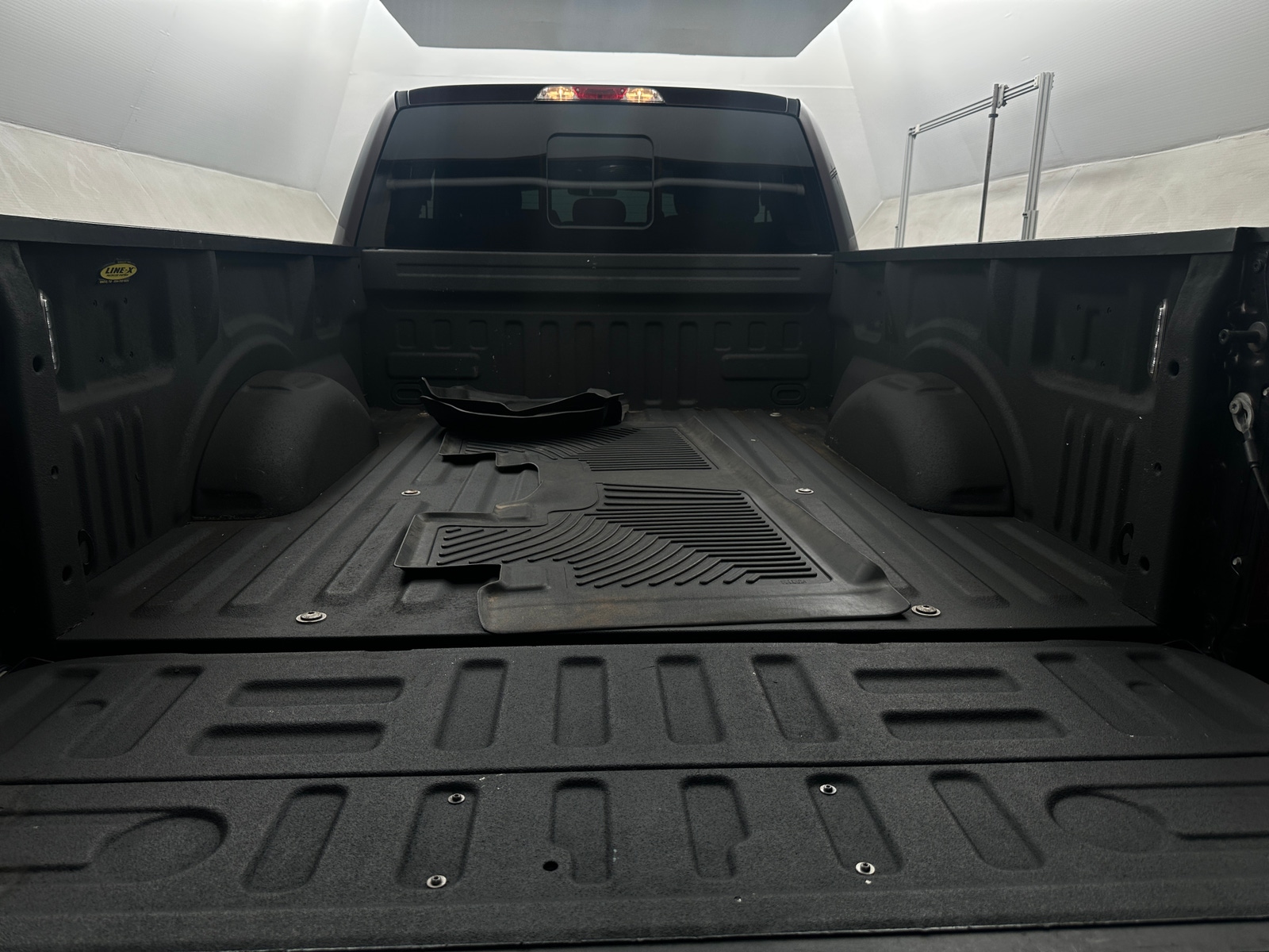 Thumbnail: 2018 Ford Econoline - 7