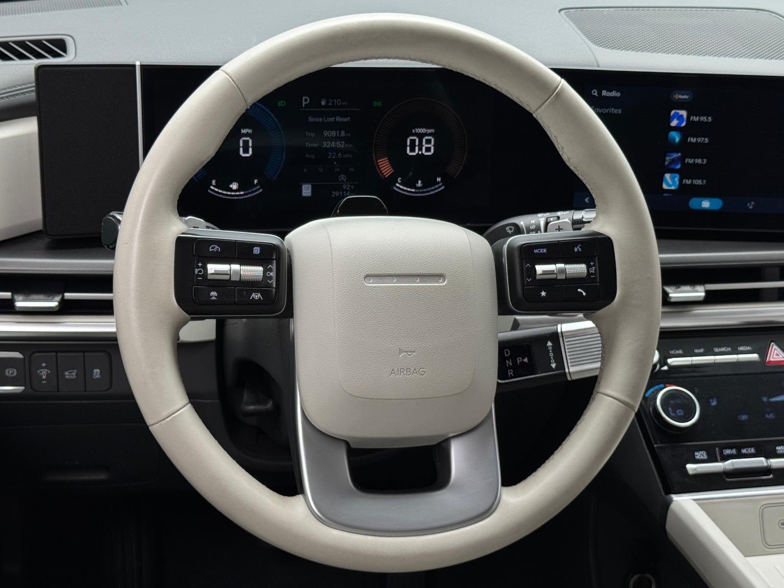 Thumbnail: 2025 Hyundai Santa Fe - 4