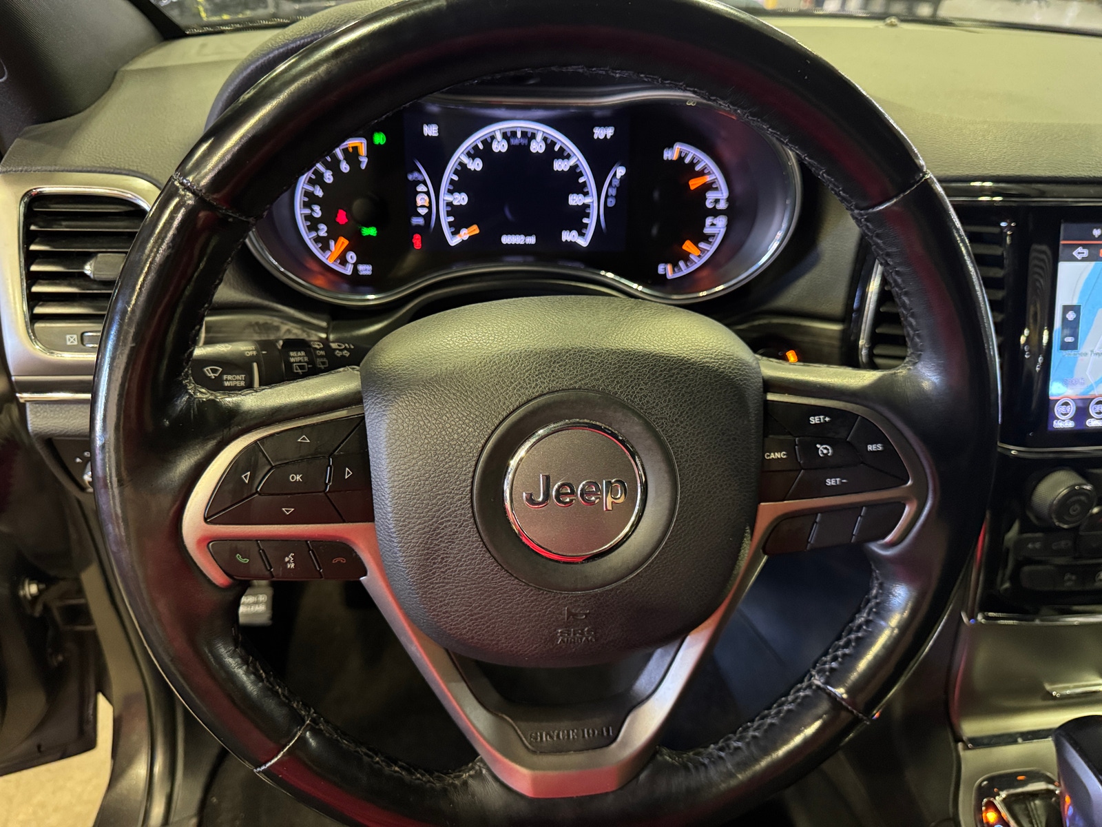 Thumbnail: 2020 Jeep Grand Cherokee - 4