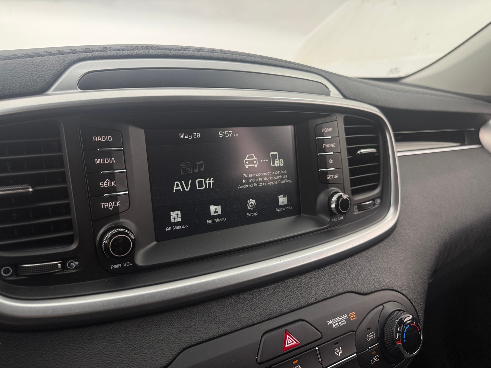 Thumbnail: 2020 Kia Sorento - 4