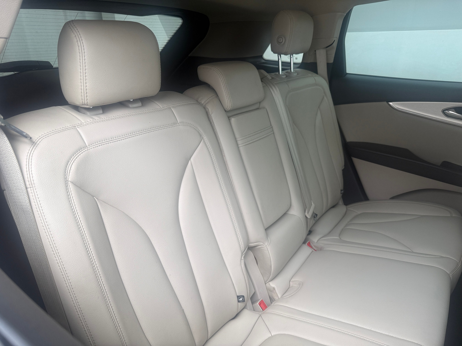 Thumbnail: 2020 Lincoln Nautilus - 5