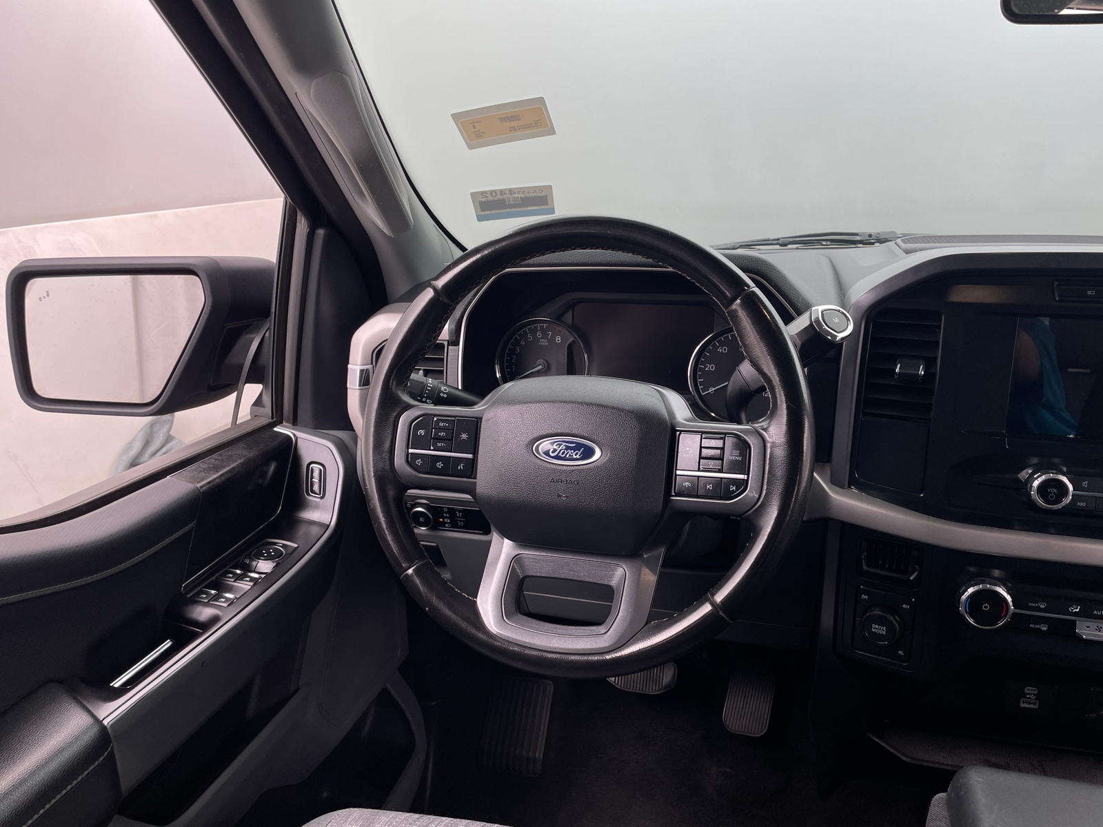 Thumbnail: 2023 Ford Econoline - 5