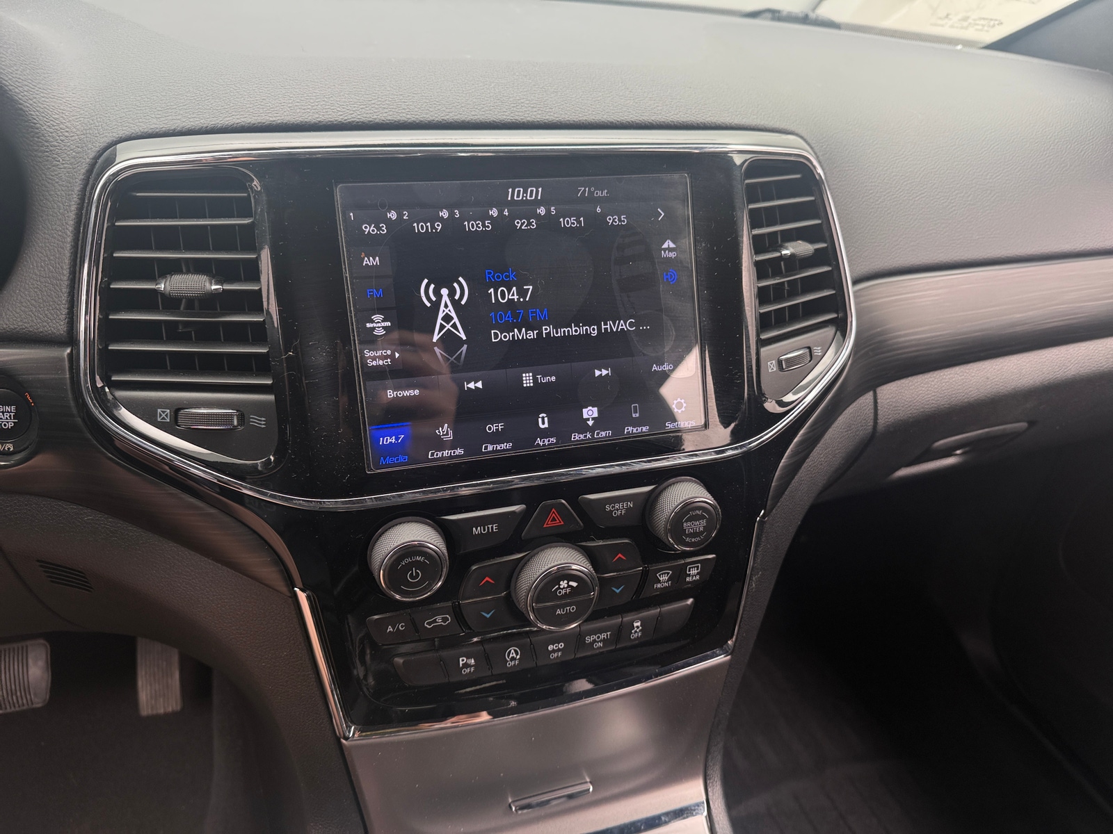 Thumbnail: 2020 Jeep Grand Cherokee - 4