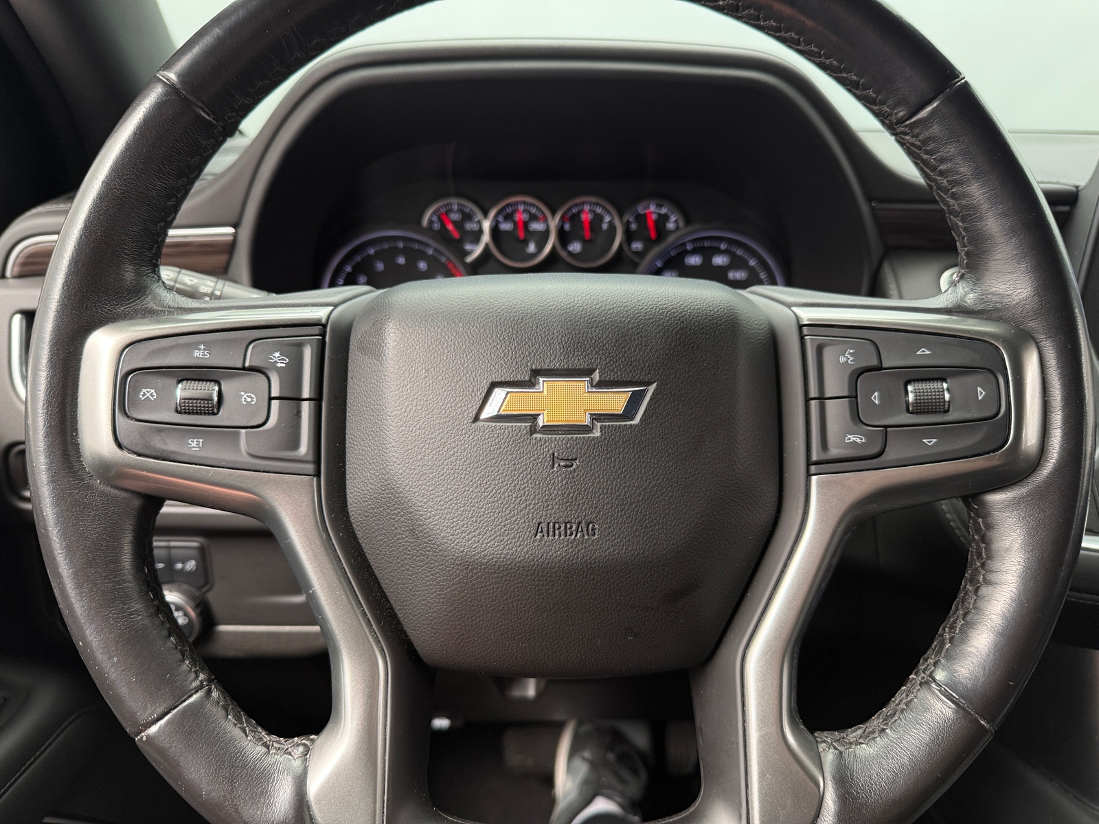 Thumbnail: 2022 Chevrolet Tahoe - 5