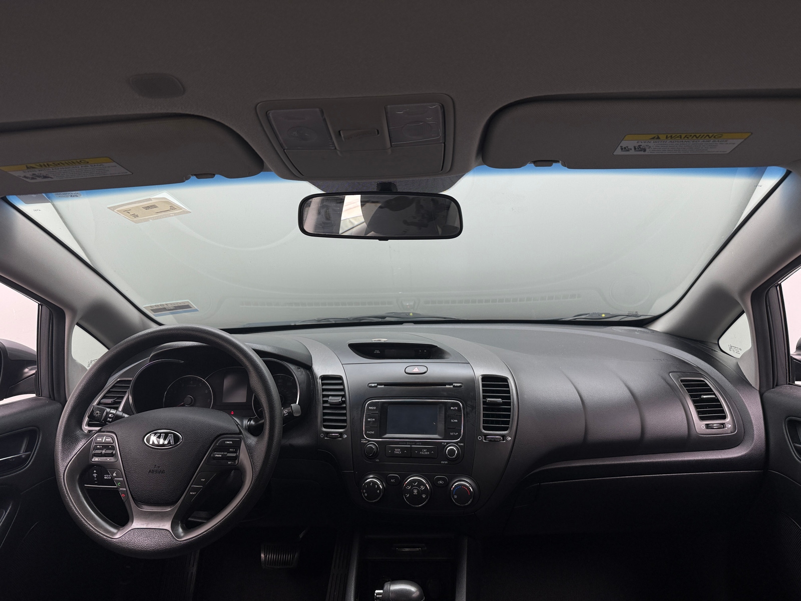 Thumbnail: 2016 Kia Forte - 3