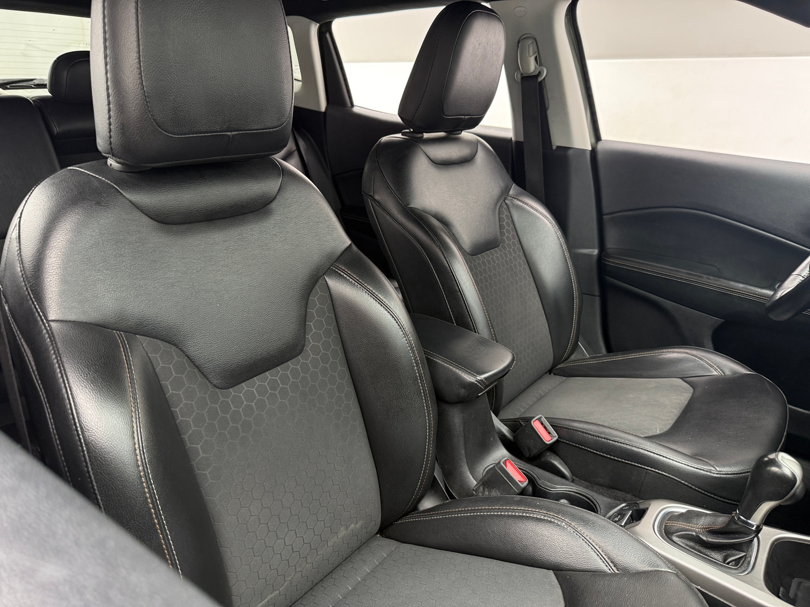 Thumbnail: 2019 Jeep Compass - 2