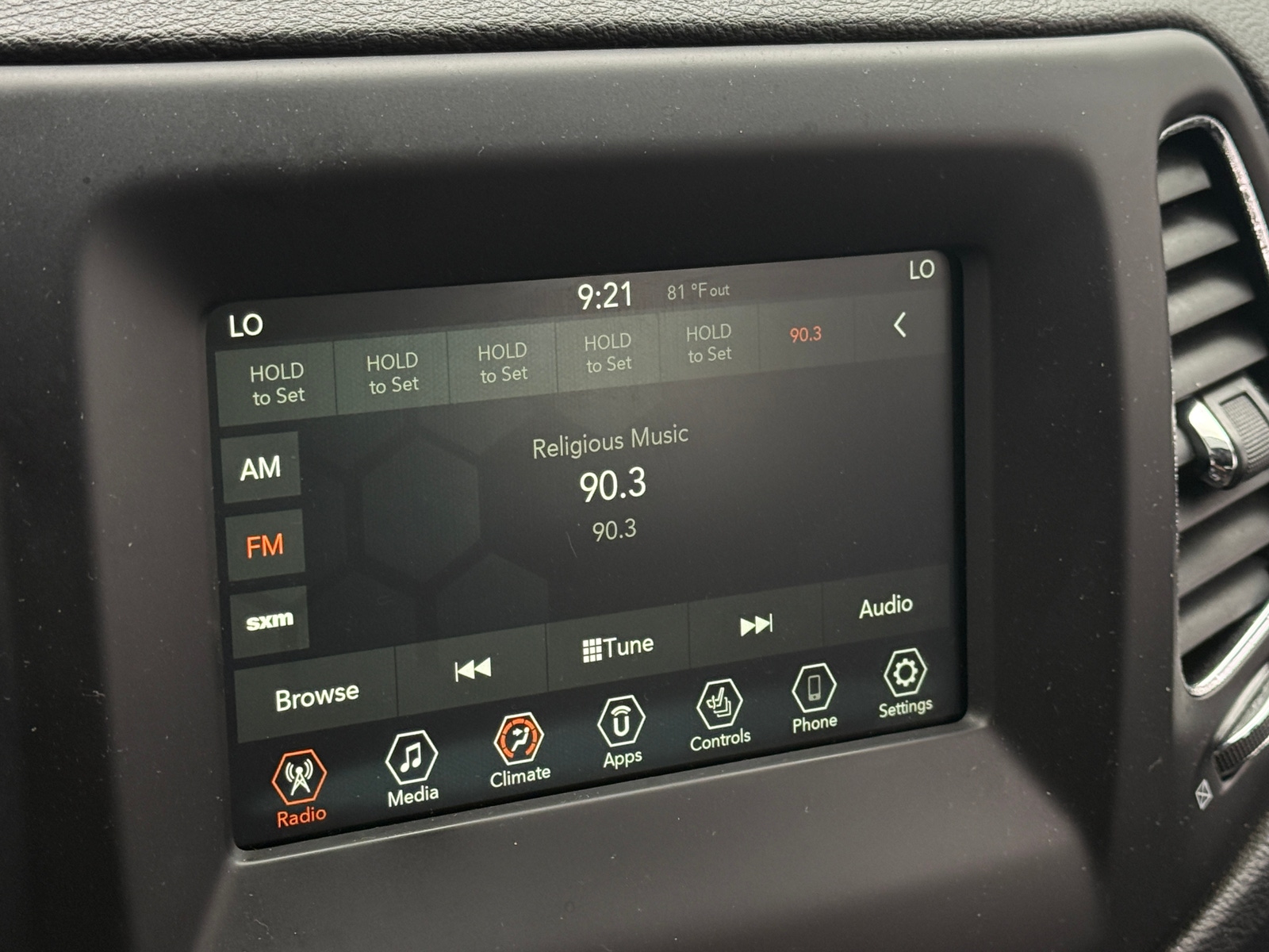 Thumbnail: 2019 Jeep Compass - 4