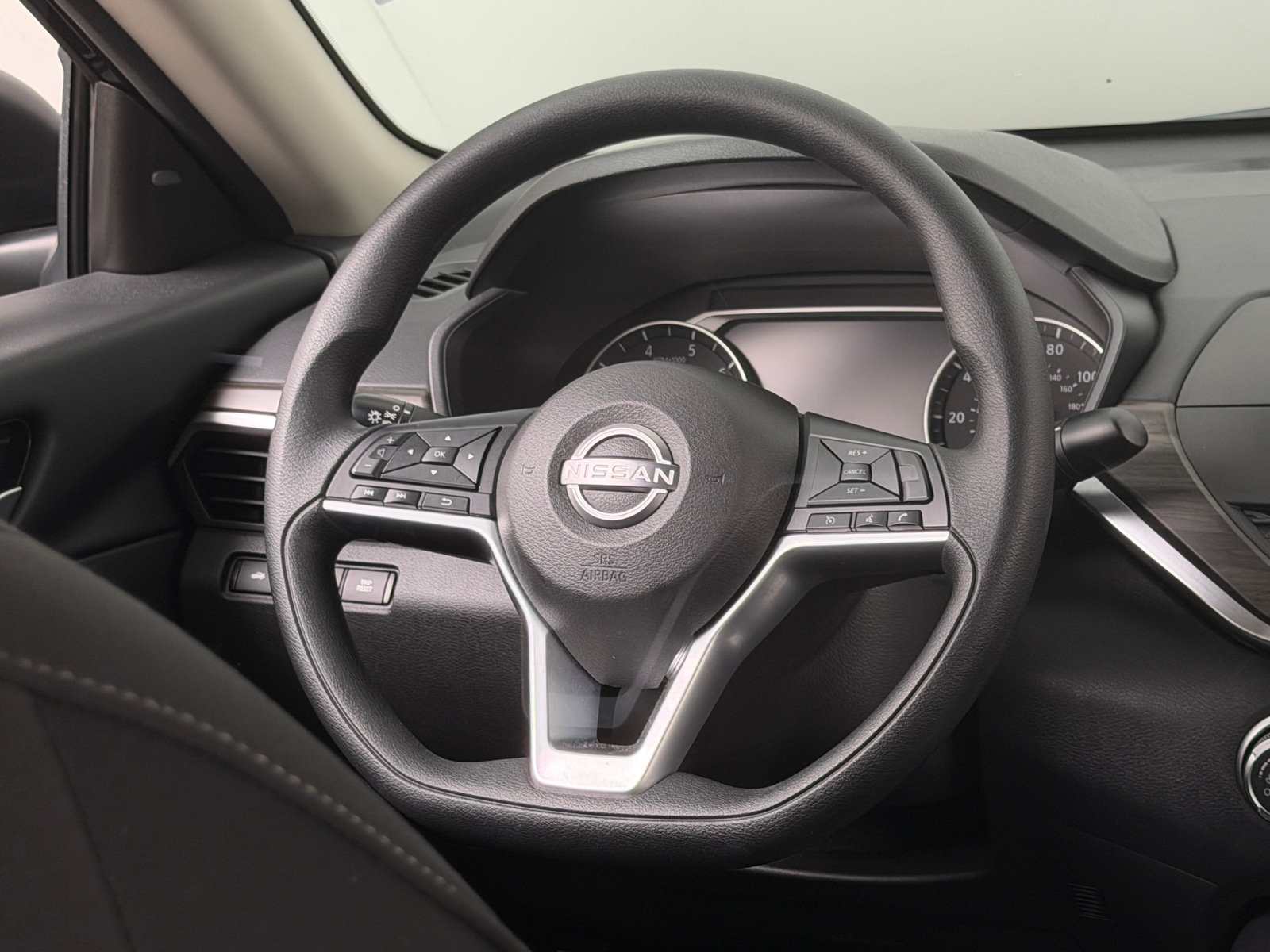 Thumbnail: 2025 Nissan Altima - 5