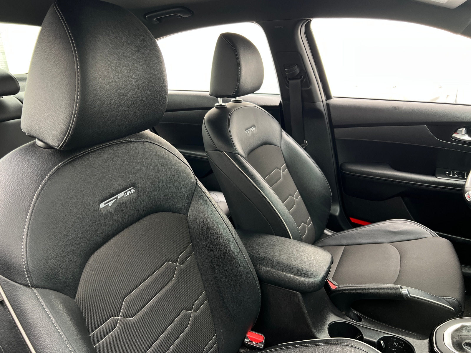 Thumbnail: 2021 Kia Forte - 2