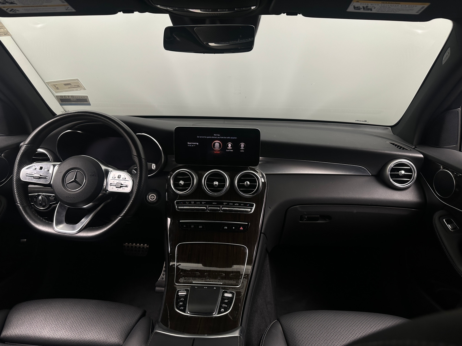 Thumbnail: 2022 Mercedes-Benz GLC - 2