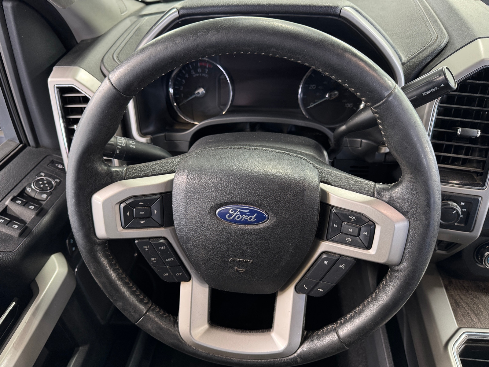 Thumbnail: 2019 Ford Econoline - 4