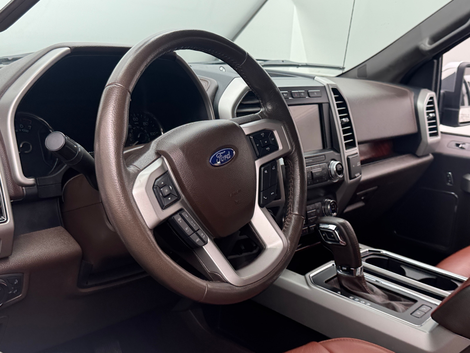Thumbnail: 2019 Ford Econoline - 4