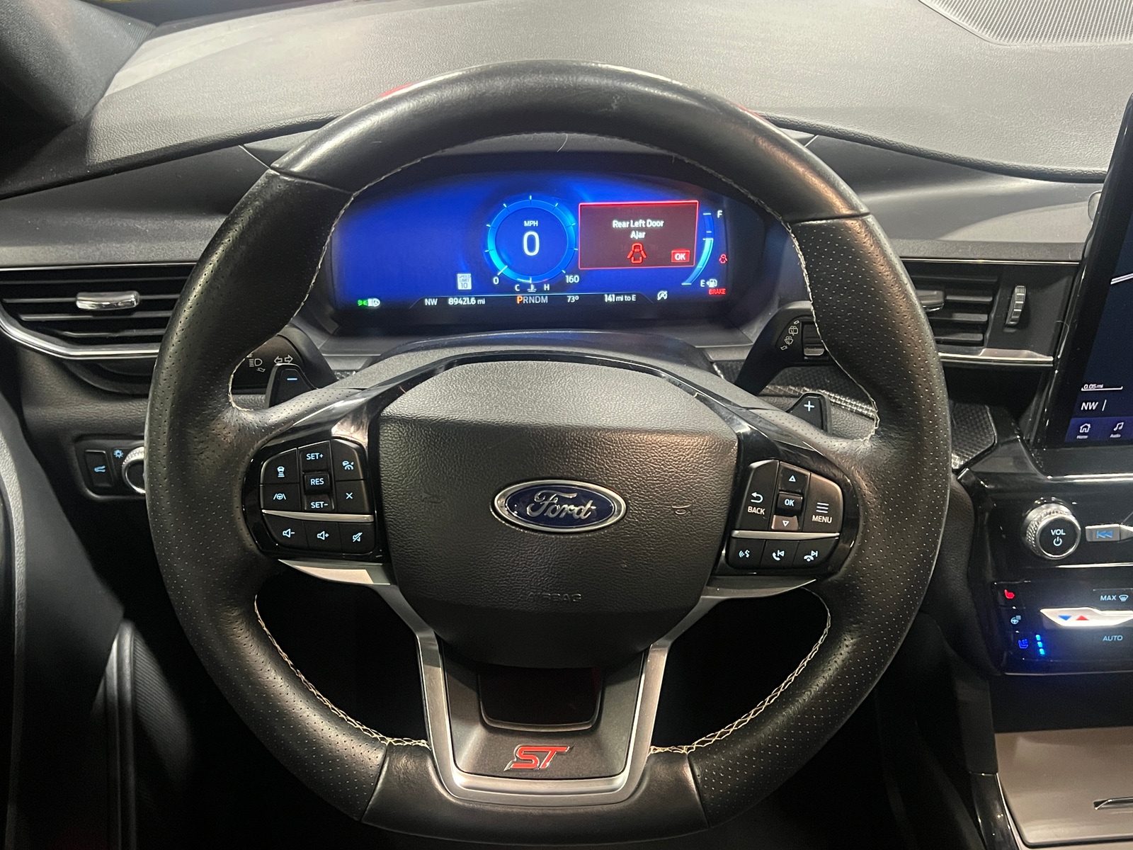 Thumbnail: 2022 Ford Explorer - 4