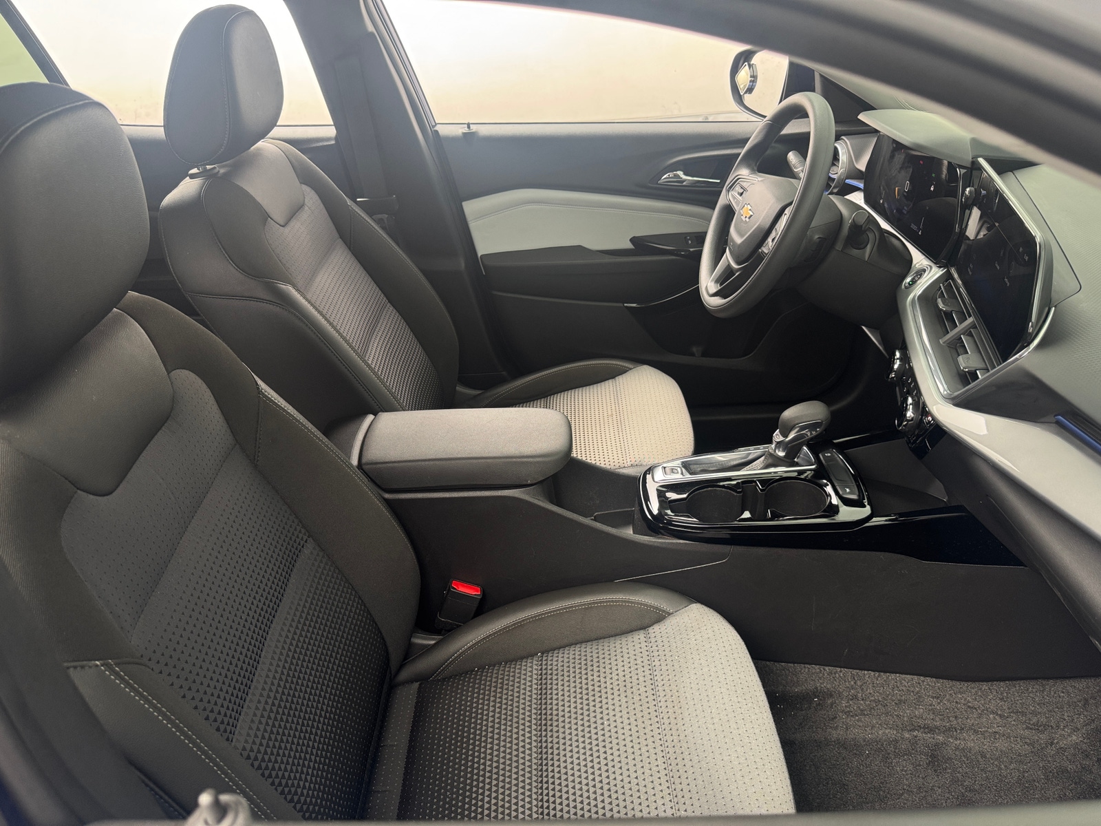 Thumbnail: 2024 Chevrolet Trax - 2