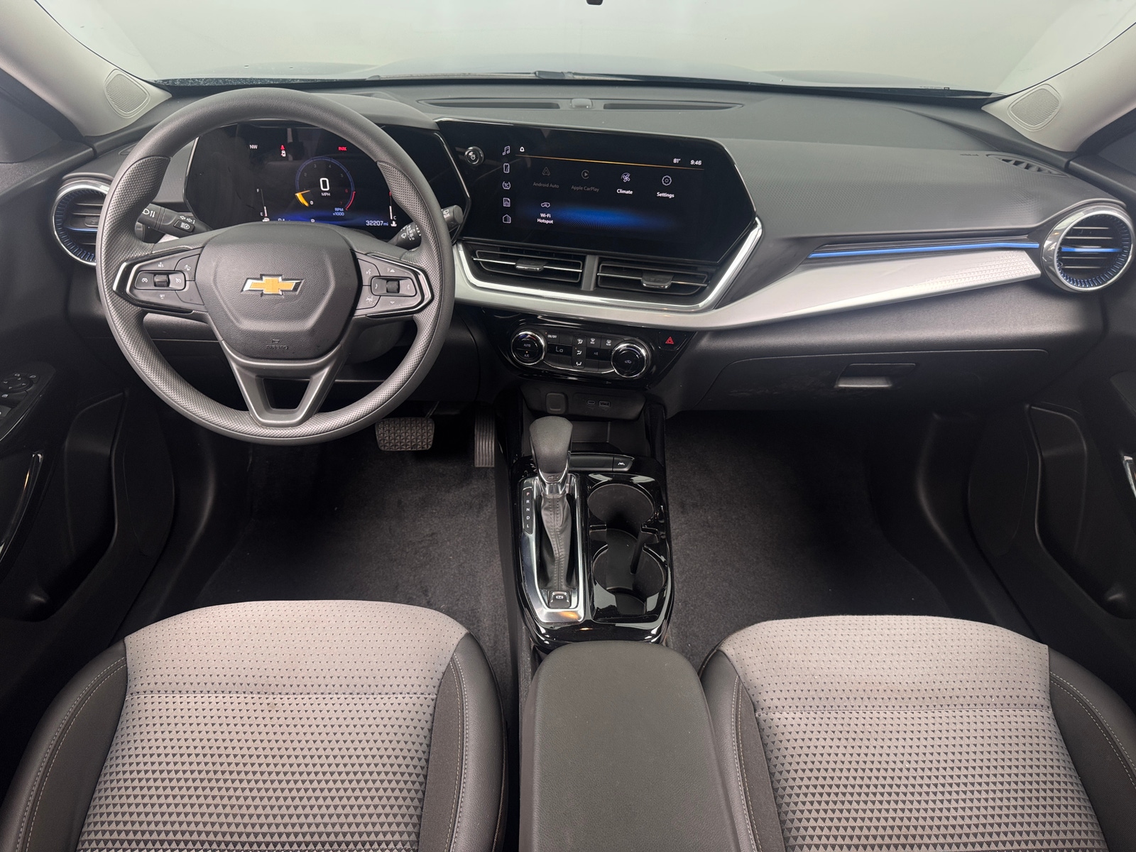 Thumbnail: 2024 Chevrolet Trax - 3