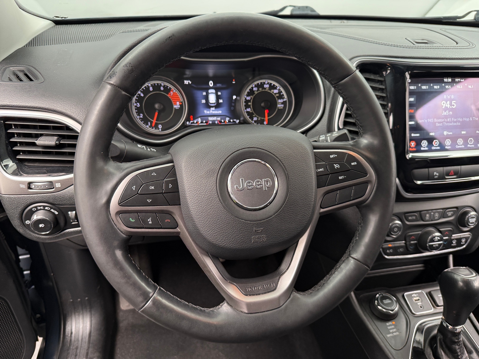 Thumbnail: 2019 Jeep Cherokee - 4