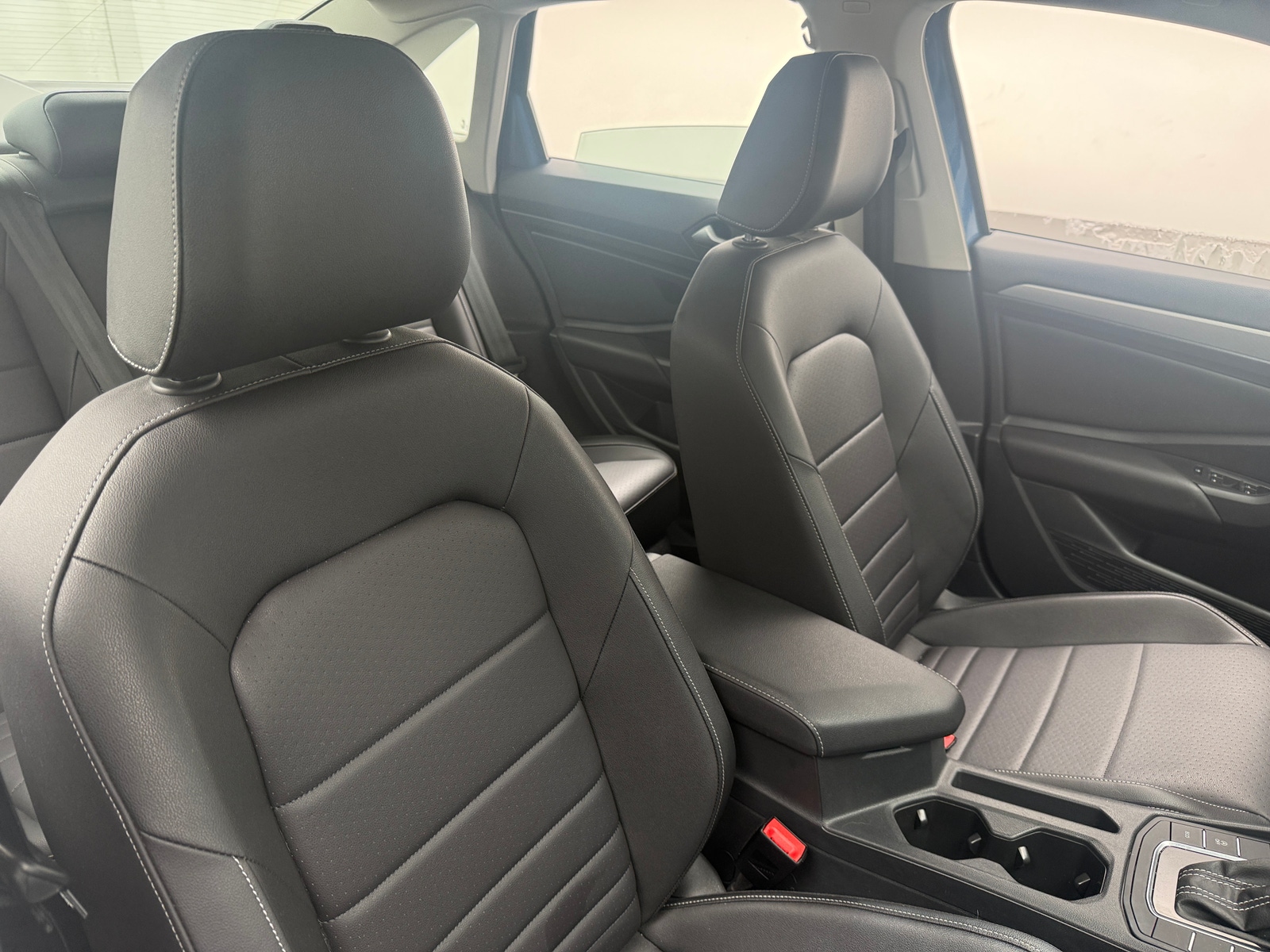 Thumbnail: 2021 Volkswagen Jetta - 2