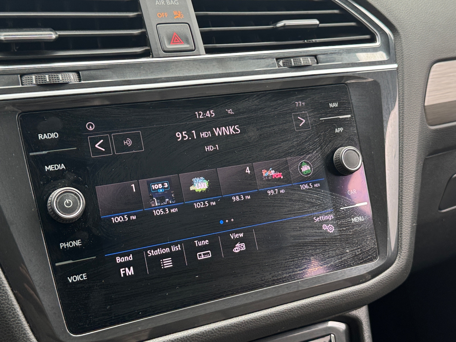 Thumbnail: 2019 Volkswagen Tiguan - 3