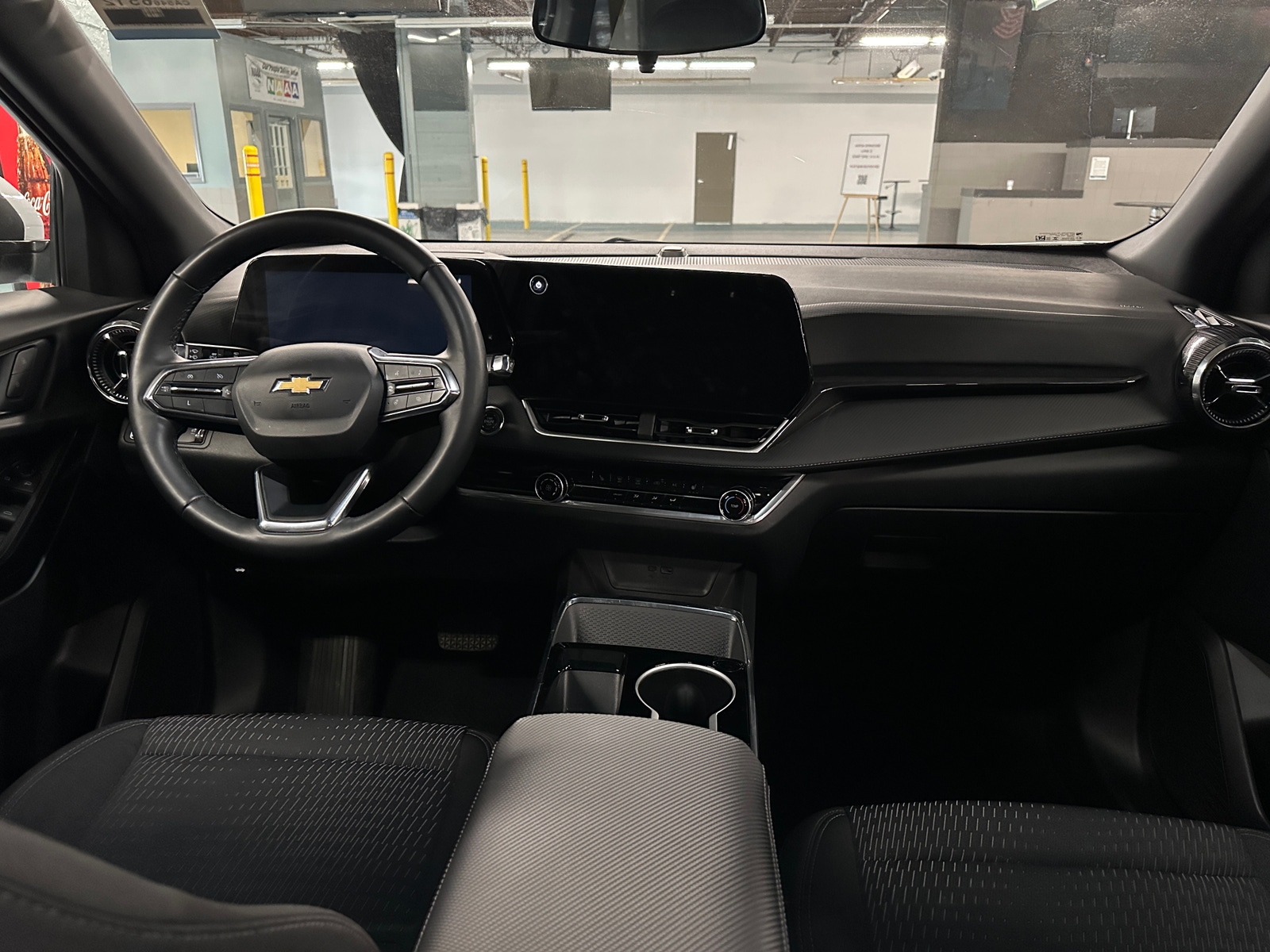 Thumbnail: 2025 Chevrolet Equinox - 3