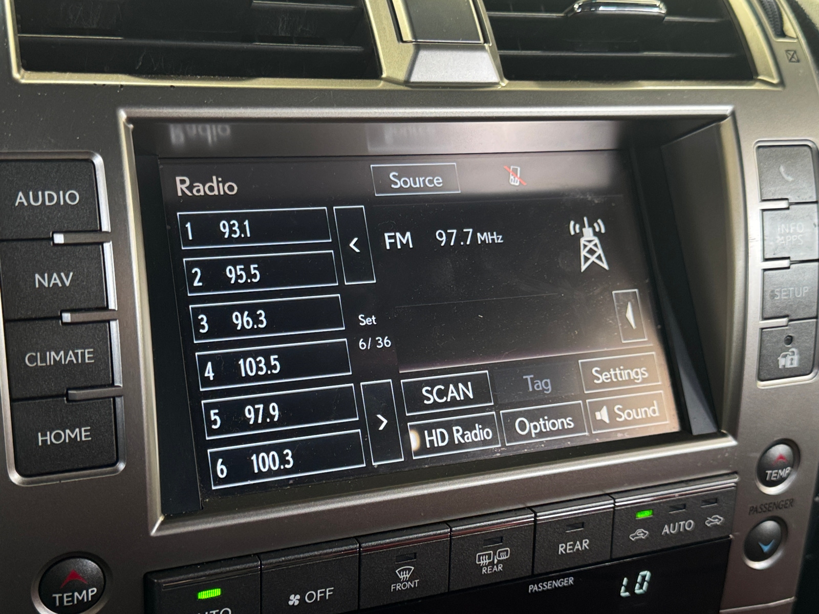 Thumbnail: 2021 Lexus GX - 3