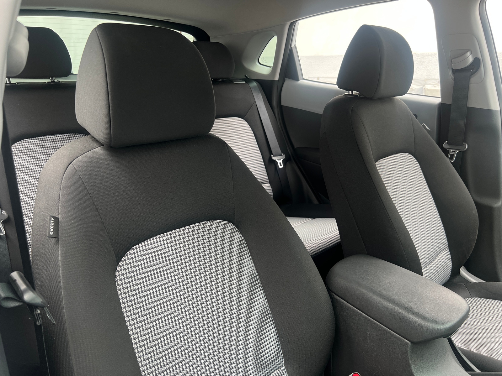 Thumbnail: 2021 Hyundai Kona - 2