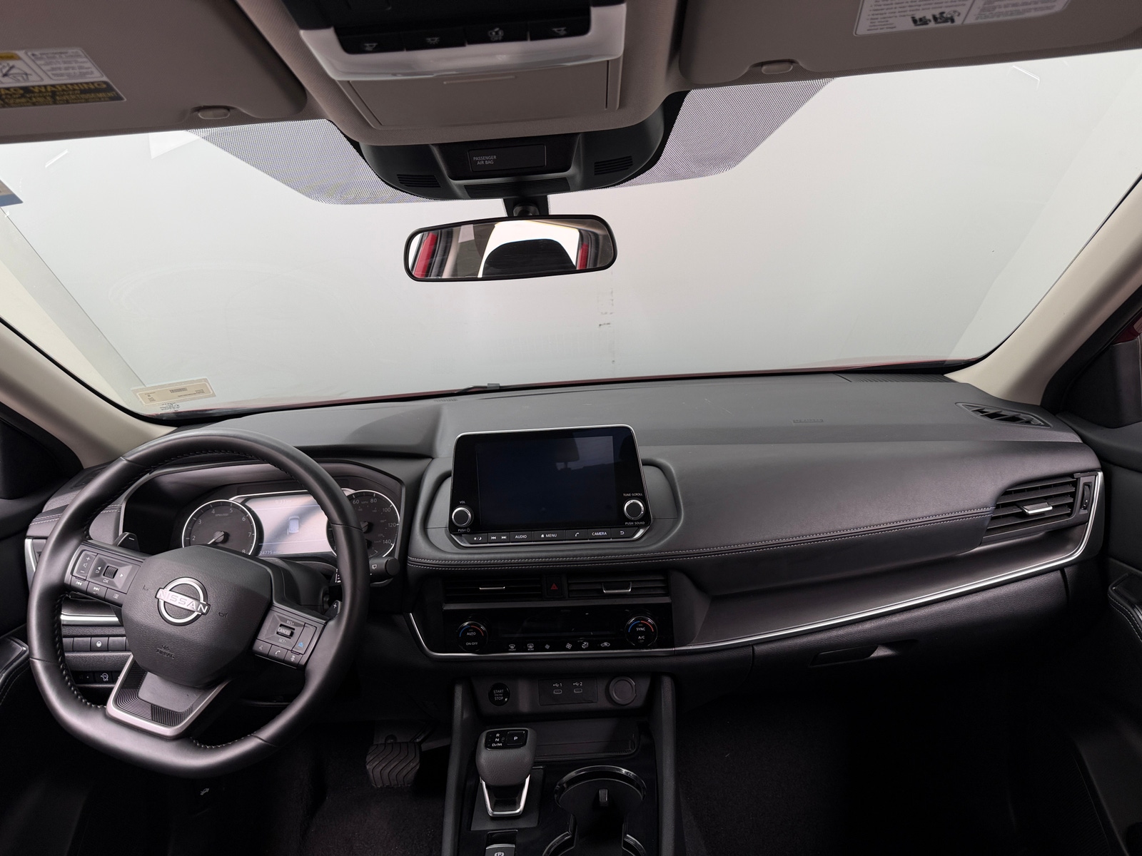 Thumbnail: 2025 Nissan Rogue - 3