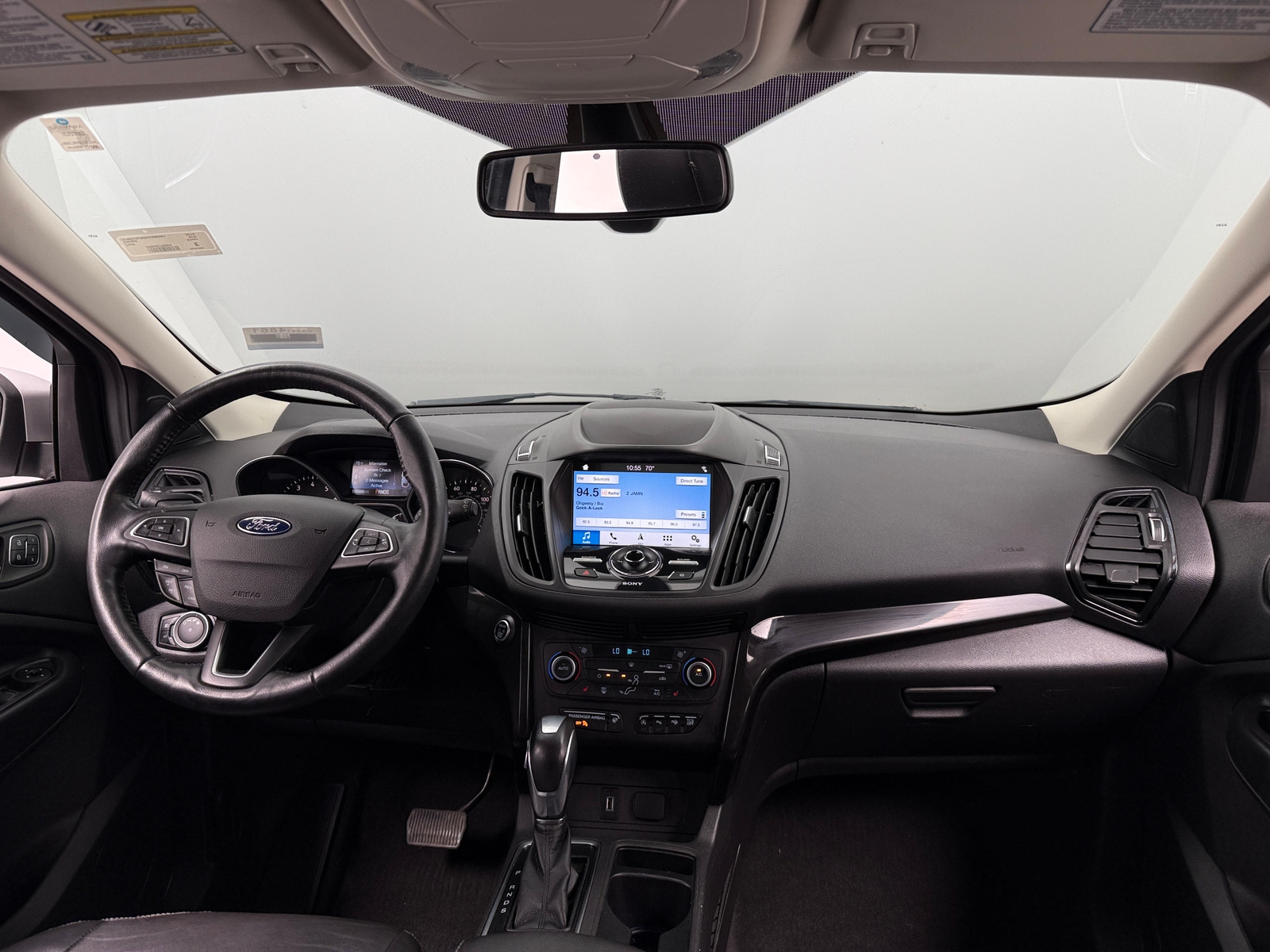 Thumbnail: 2019 Ford Escape - 3
