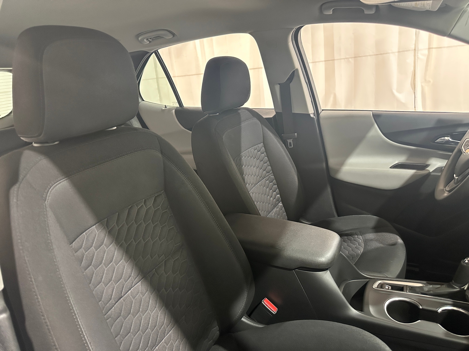 Thumbnail: 2018 Chevrolet Equinox - 2