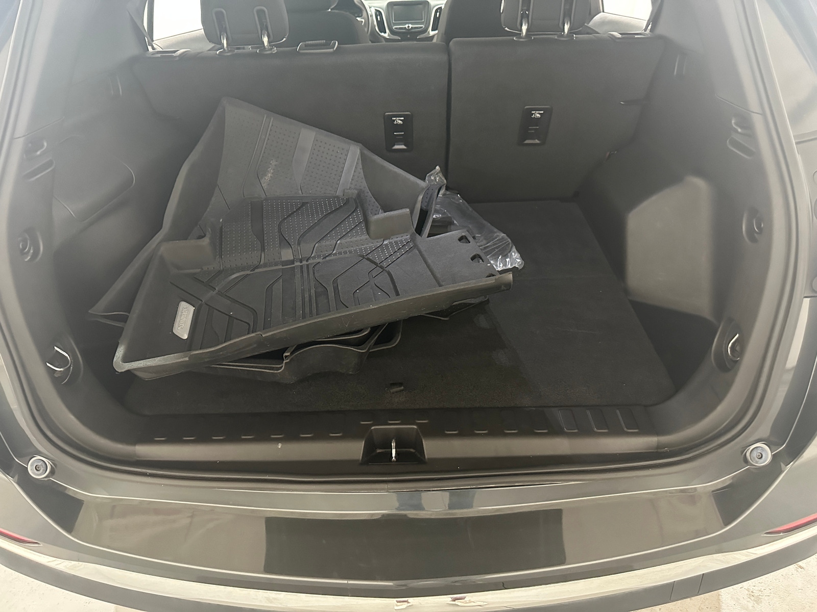 Thumbnail: 2018 Chevrolet Equinox - 7