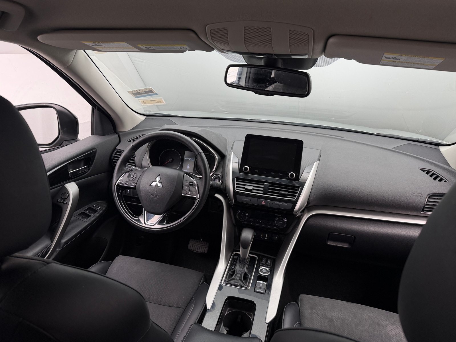 Thumbnail: 2024 Mitsubishi Eclipse Cross - 3