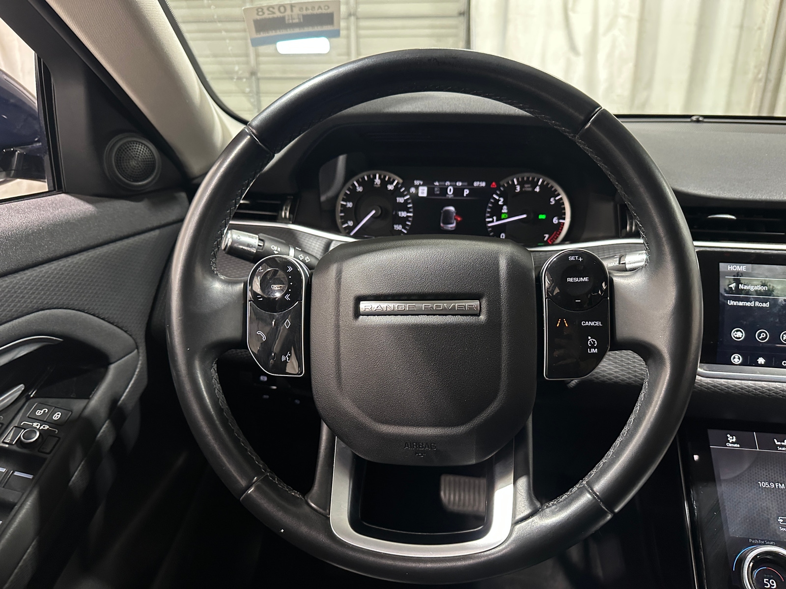 Thumbnail: 2020 Land Rover Range Rover Evoque - 4