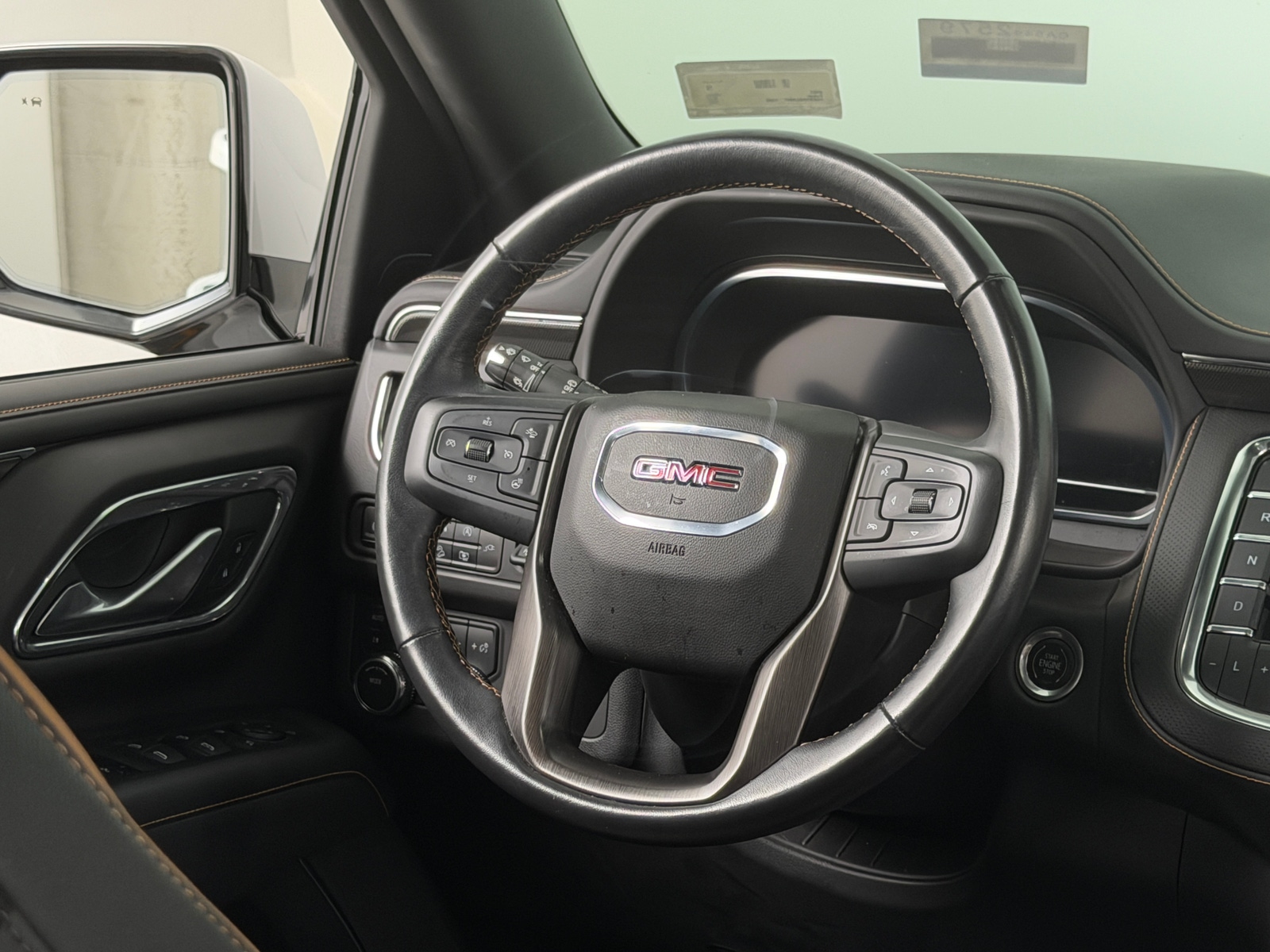 Thumbnail: 2022 GMC Yukon - 4