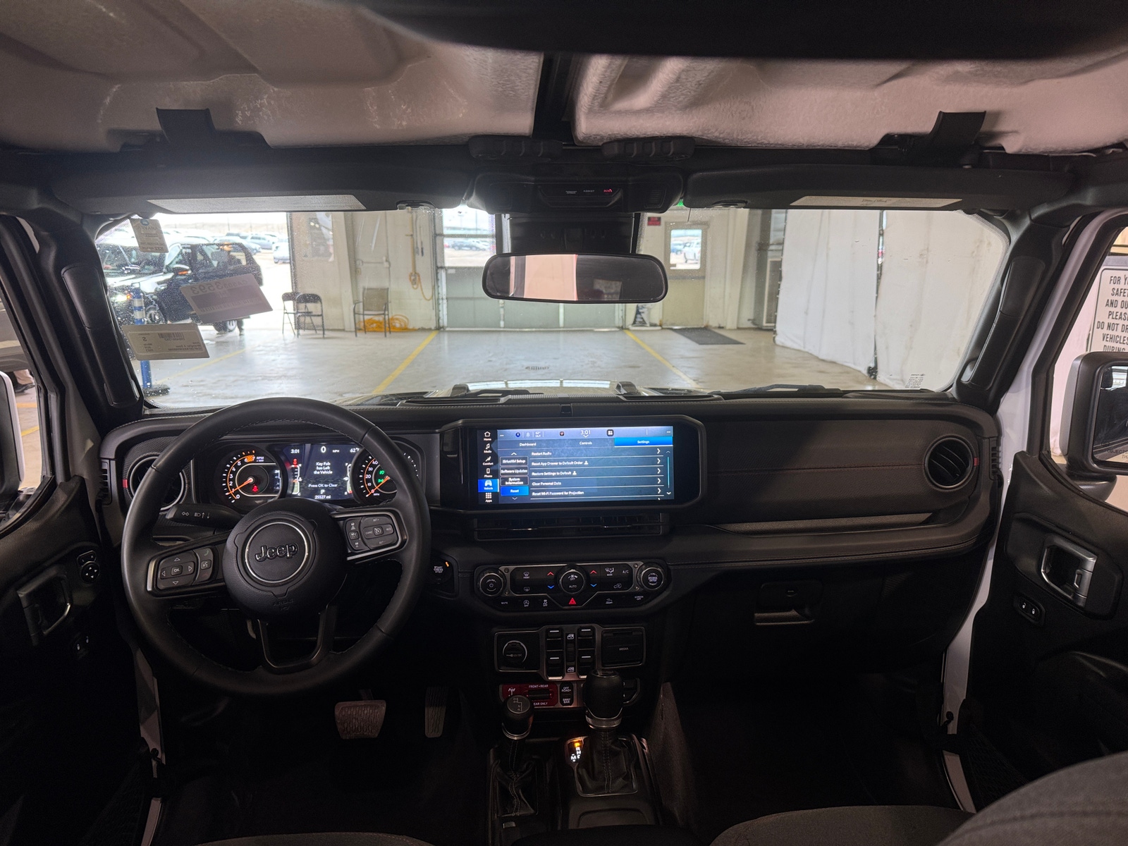 Thumbnail: 2025 Jeep Wrangler - 3
