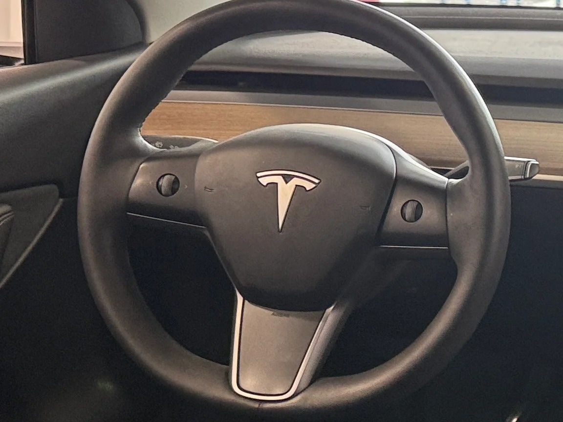 Thumbnail: 2022 Tesla Model Y - 4