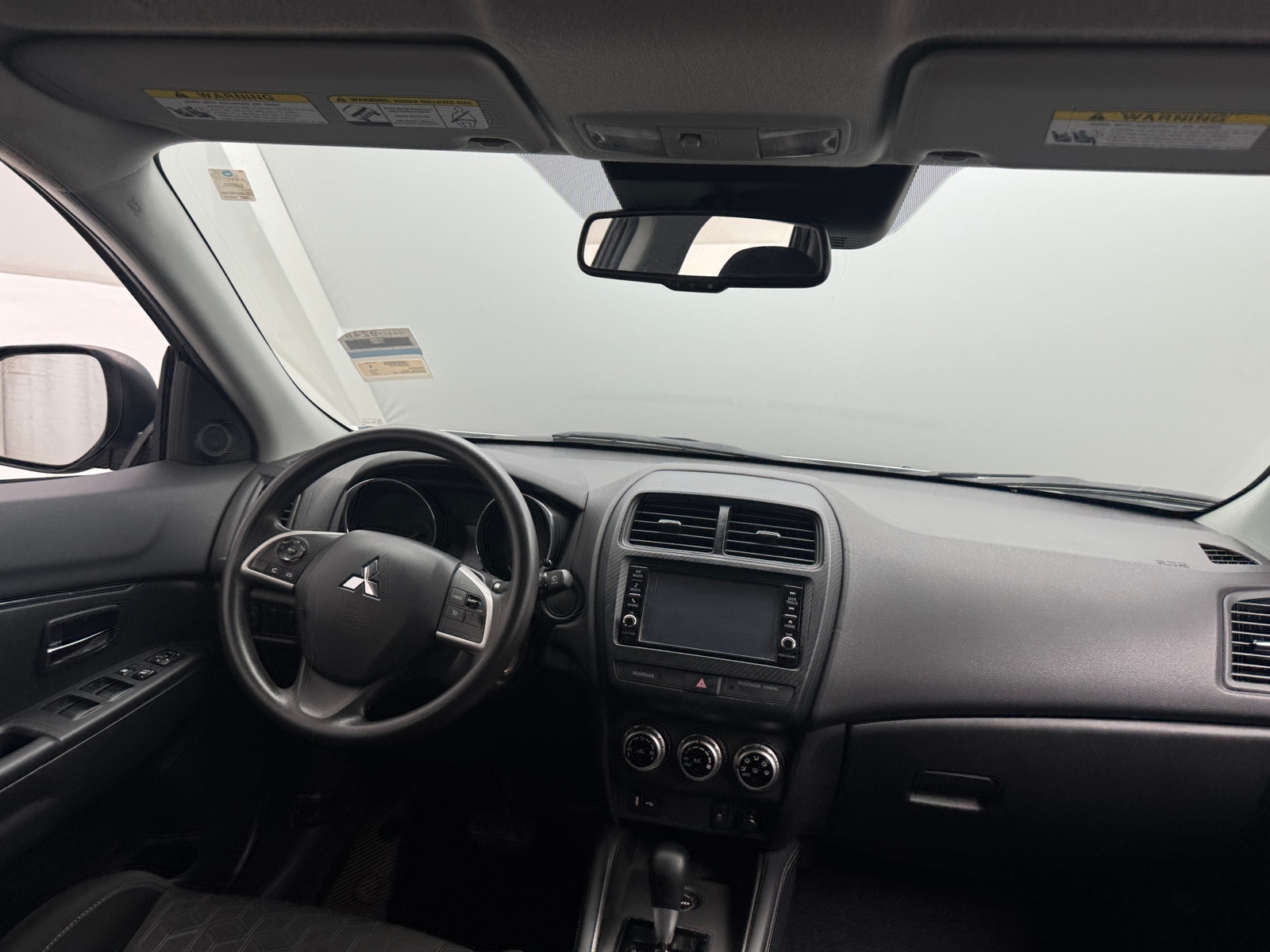 Thumbnail: 2024 Mitsubishi Outlander Sport - 3