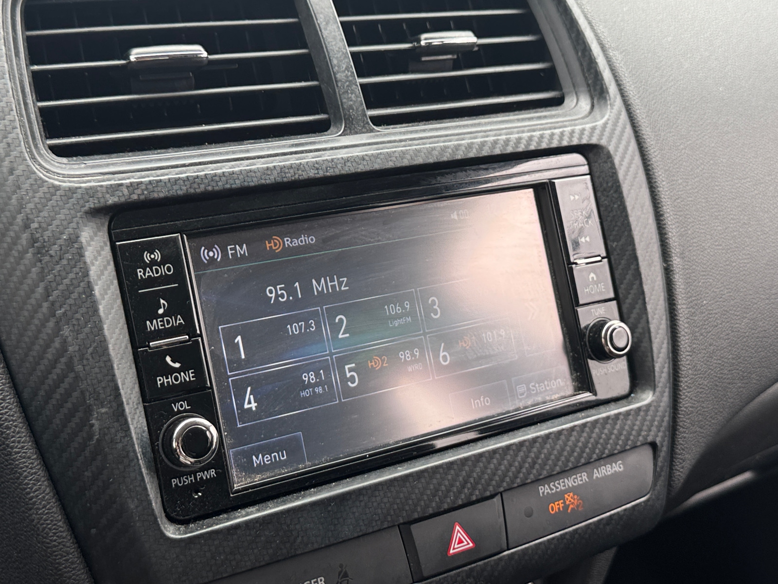 Thumbnail: 2024 Mitsubishi Outlander Sport - 4